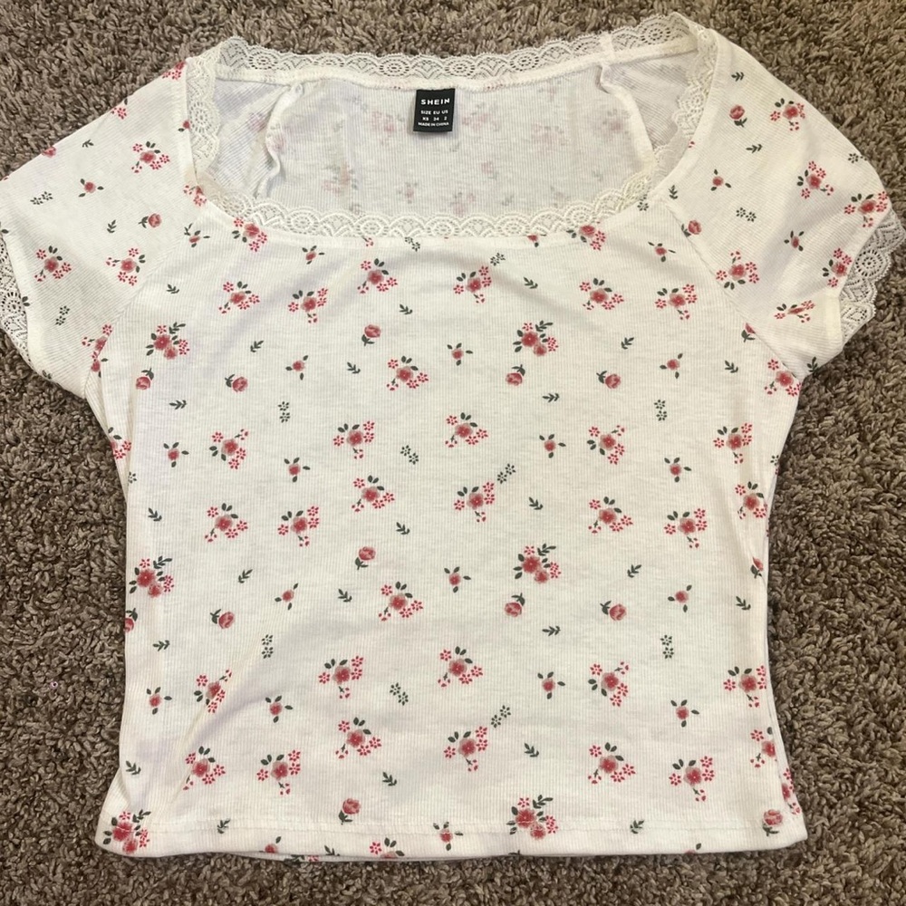 SHEIN Floral Lace Trim Crop Top - Cream and Pink